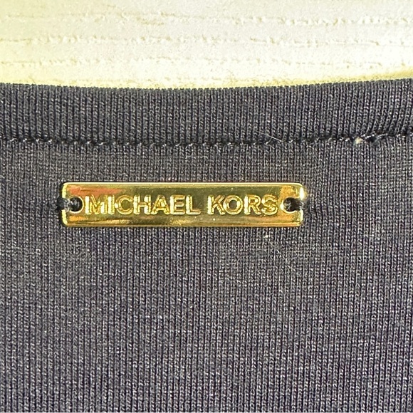 Michael Kors size L navy blue v-neck pullover tunic top, layered chiffon, flowy - Picture 11 of 12